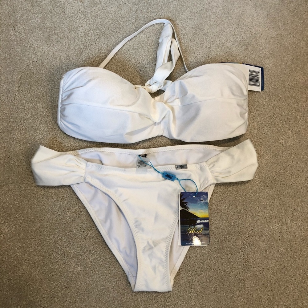 Gorgeous *Shiny White* Bikini